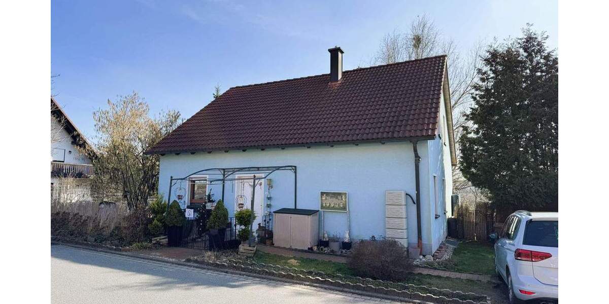 Einfamilienhaus Burghaslach - 6 Zimmer, 130 m&sup2;, 425.000&euro; | Angebot:25744156