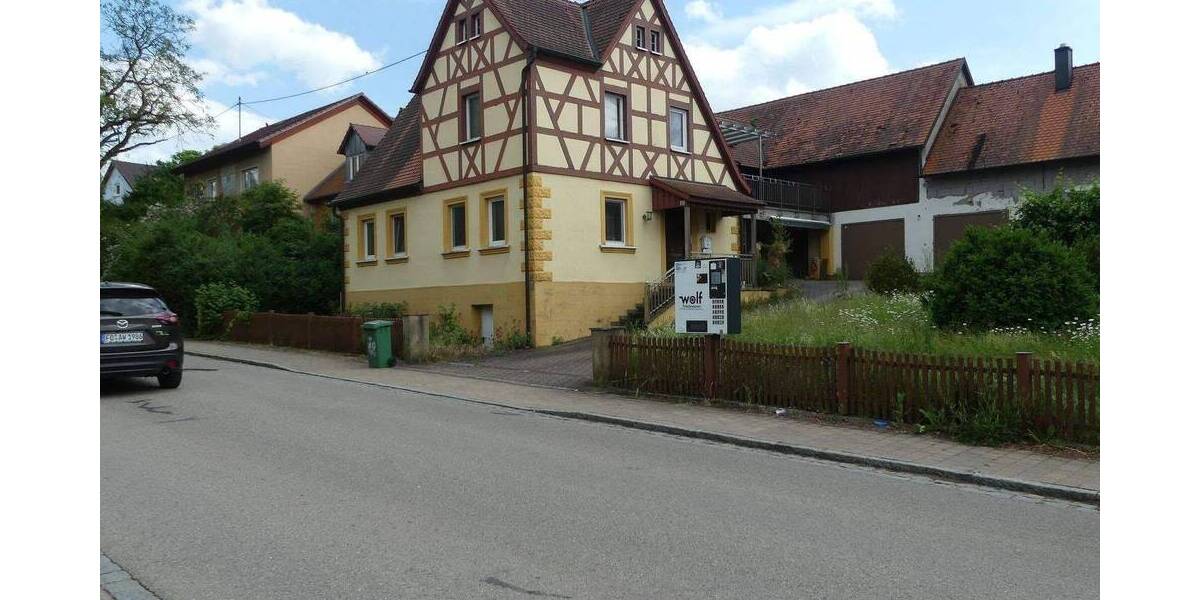 Einfamilienhaus Eggolsheim Kauernhofen - 6 Zimmer, 137 m&sup2;, 310.000&euro; | Angebot:26904336