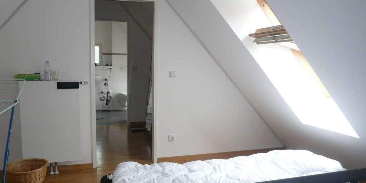 Mehrfamilienhaus, Wohnhaus Forchheim - 4 Zimmer, 184 m&sup2;, 619.000&euro; | Angebot:25798926