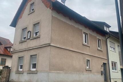 Haus Rauhenebrach - 3 Zimmer, 140 m&sup2;, 900&euro; | Angebot:26462340