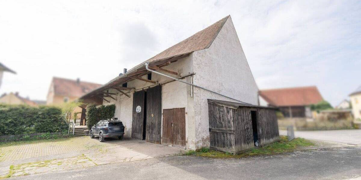 Mehrfamilienhaus, Wohnhaus Schlüsselfeld Elsendorf - 8 Zimmer, 232 m&sup2;, 420.000&euro; | Angebot:26471350