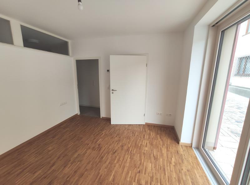 ERSTBEZUG nach Sanierung - Einfamilienhaus mit großer Terrasse und Garage - Einfamilienhaus Pommersfelden | Angebot:21473448