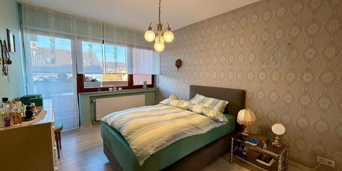 Reihenendhaus Ebern - 7 Zimmer, 170 m&sup2;, 299.500&euro; | Angebot:25665689