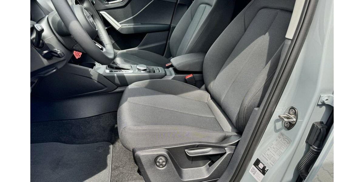 Audi Q2 35 TFSI advanced *LED/Navi-App/Kamera/virt.CP/S 2.158 km 27.790 &euro; Bamberg 96052