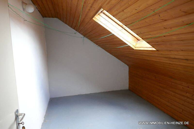Mehrfamilienhaus, Wohnhaus Bamberg Gereuth - 5 Zimmer, 111 m&sup2;, 299.000&euro; | Angebot:26160282