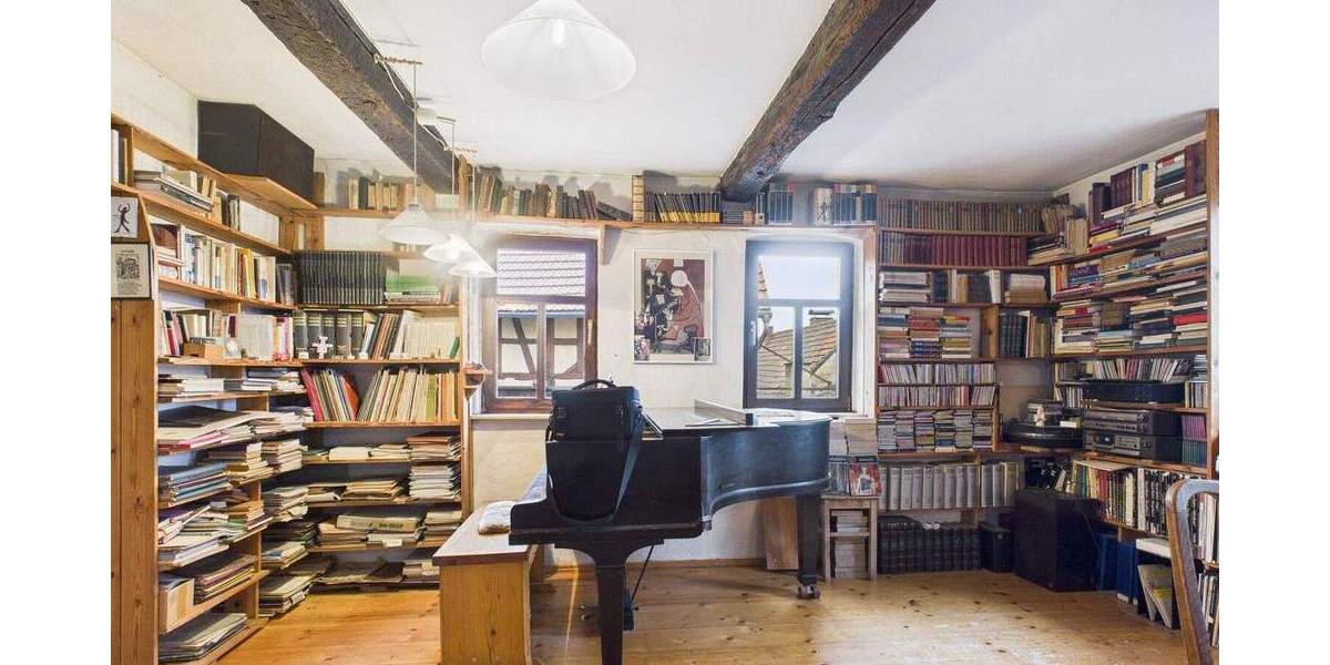 Einfamilienhaus Rentweinsdorf Sendelbach - 8 Zimmer, 268 m&sup2;, 390.000&euro; | Angebot:25696962