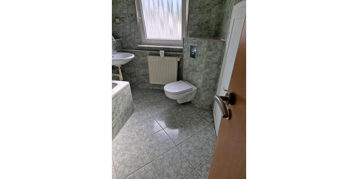 Dachgeschoßwohnung Forchheim - 3 Zimmer, 75 m&sup2;, 800&euro; | Angebot:25711972