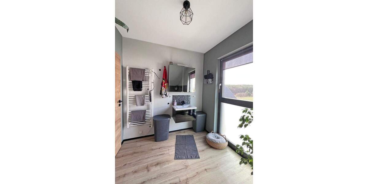 Einfamilienhaus Wachenroth - 4 Zimmer, 100 m&sup2;, 499.000&euro; | Angebot:26015960