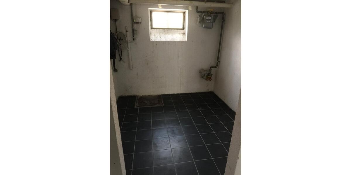 Dachgeschoßwohnung Hallstadt - 3 Zimmer, 70 m&sup2;, 199.000&euro; | Angebot:26990896