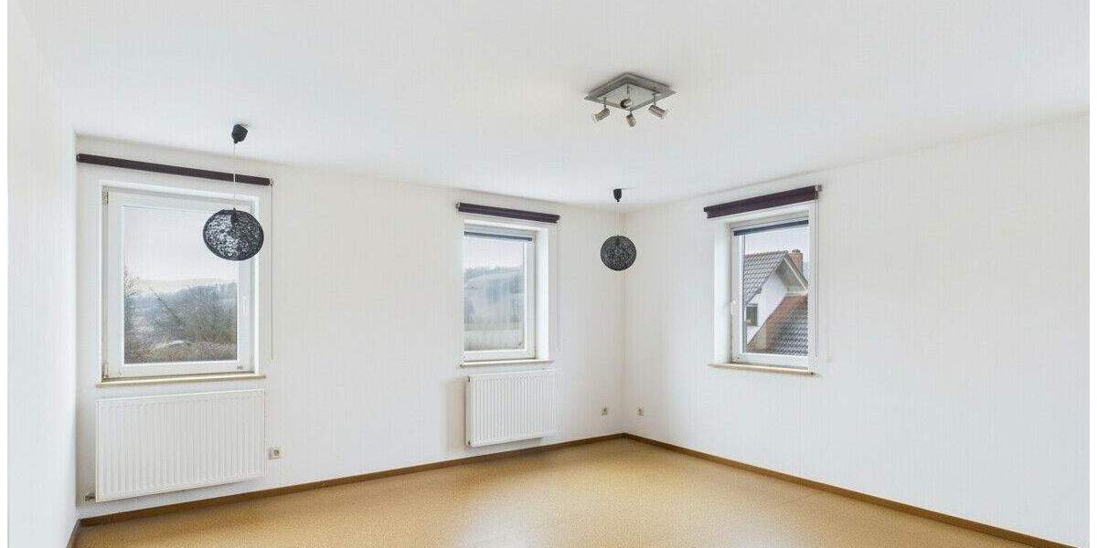 Einfamilienhaus Untermerzbach Recheldorf - 7 Zimmer, 163 m&sup2;, 235.000&euro; | Angebot:25696980