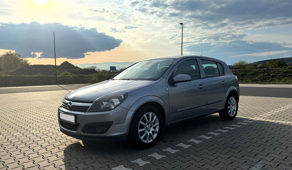 Opel Astra 144.400 km 3.850 &euro; Bamberg 96049