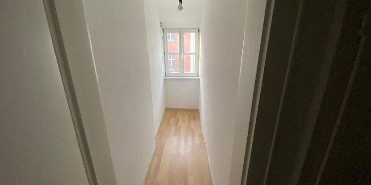 Etagenwohnung Forchheim - 3 Zimmer, 70 m&sup2;, 650&euro; | Angebot:26052955