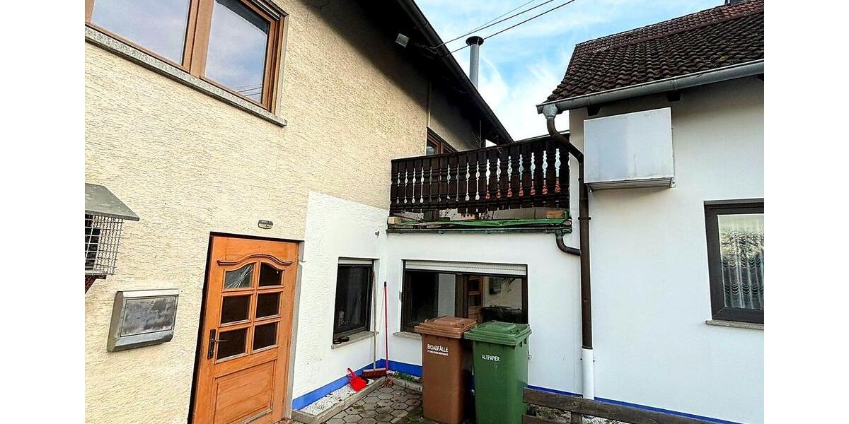 Einfamilienhaus Scheßlitz - 8 Zimmer, 315 m&sup2;, 189.000&euro; | Angebot:26636938