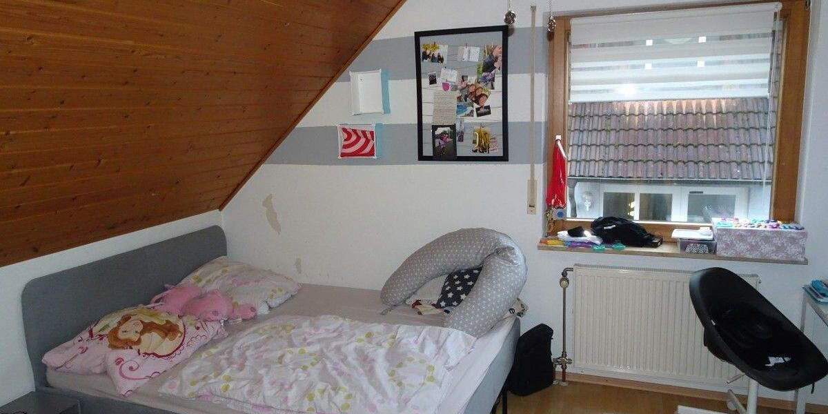Doppelhaushälfte Heroldsbach Thurn - 4 Zimmer, 117 m&sup2;, 465.000&euro; | Angebot:25746860