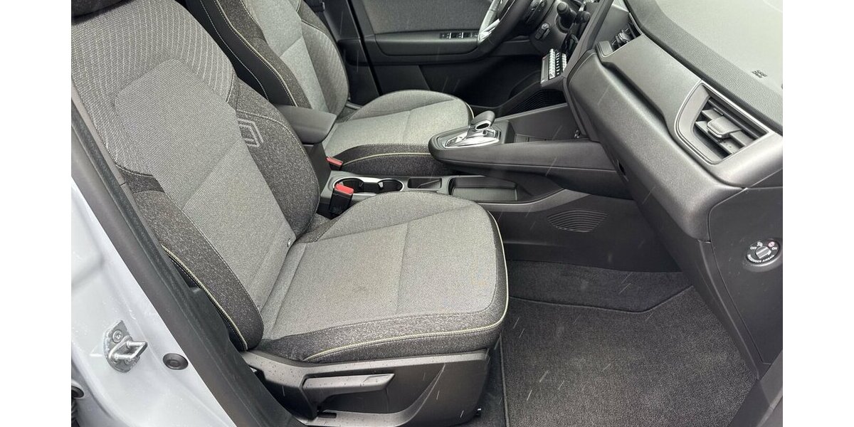 Renault Captur Techno 1.3 TCE EDC-Automatik *Kamera/Navi-A 6.685 km 24.980 &euro; Bamberg 96052