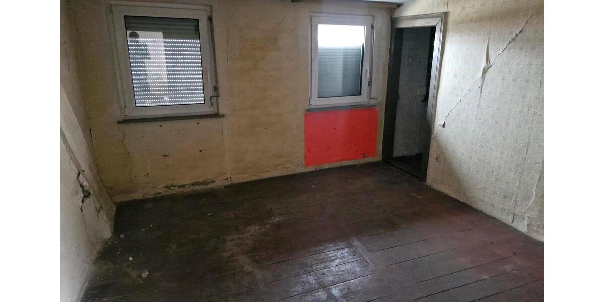 Einfamilienhaus Hallstadt - 11 Zimmer, 450 m&sup2;, 2.000&euro; | Angebot:21621278