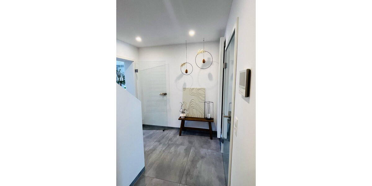 Einfamilienhaus Hirschaid - 8 Zimmer, 190 m&sup2;, 679.000&euro; | Angebot:26253570