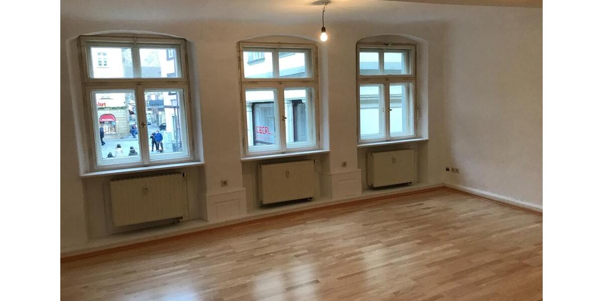 Etagenwohnung Bamberg Am Bruderwald - 3 Zimmer, 91 m&sup2;, 1.100&euro; | Angebot:25298451