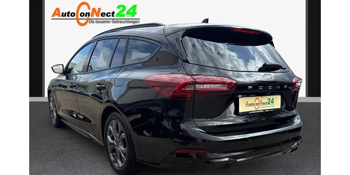 Ford Focus Turnier ST-Line X *AHK//Head-up/Navi/SHZG/PD 7.956 km 23.780 &euro; Bamberg 96052