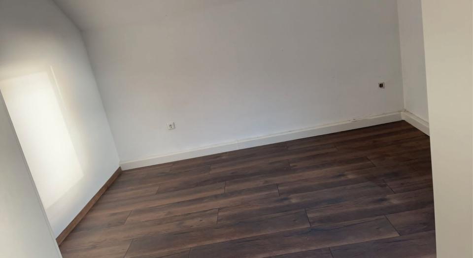 Einfamilienhaus Hallstadt - 3 Zimmer, 77 m&sup2;, 250.000&euro; | Angebot:26658428