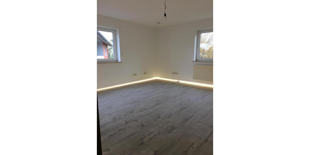 Etagenwohnung Hallstadt - 3 Zimmer, 85 m&sup2;, 1.100&euro; | Angebot:26516701