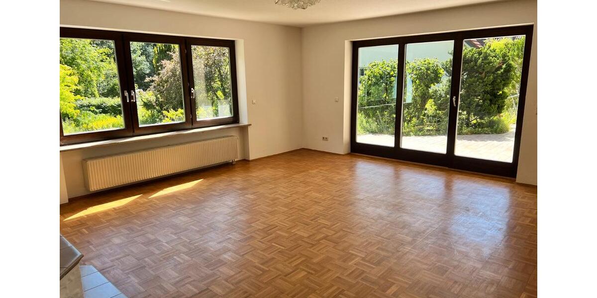 Einfamilienhaus Memmelsdorf - 7 Zimmer, 241 m&sup2;, 750.000&euro; | Angebot:26960803