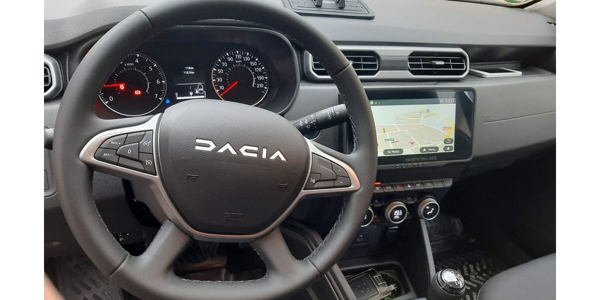 Dacia Duster 61.000 km 17.500 &euro; Eltmann 97483