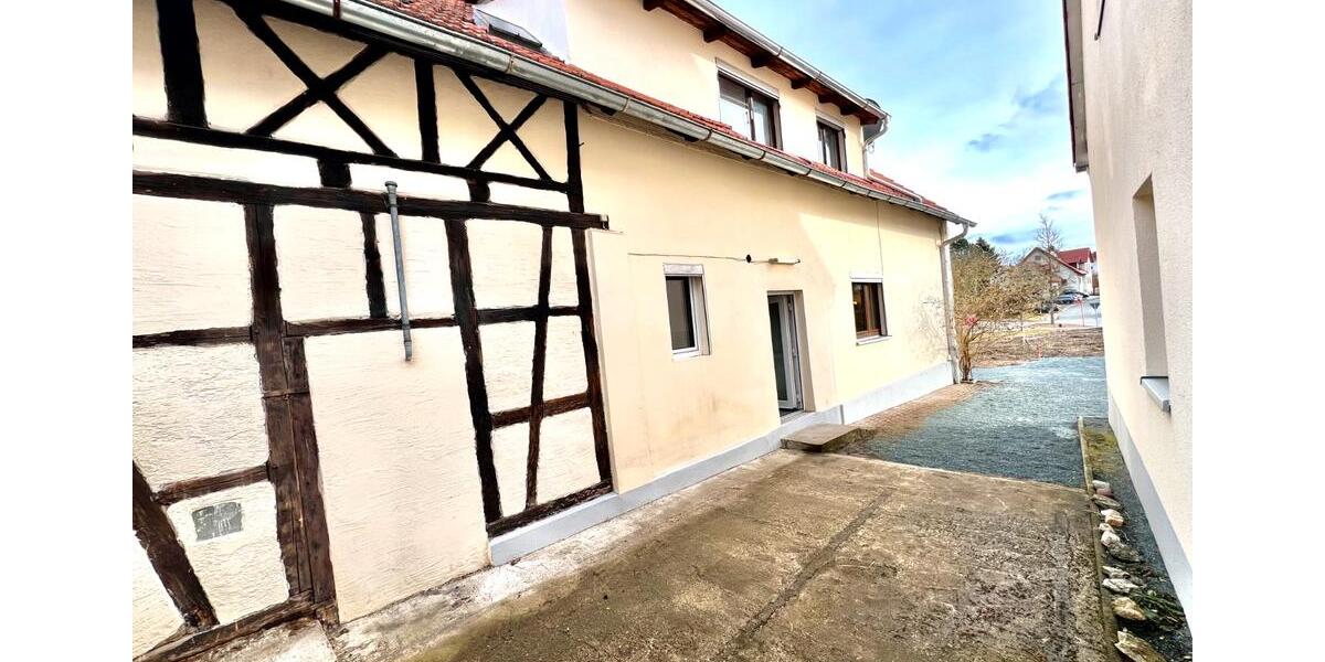 Einfamilienhaus Litzendorf - 7 Zimmer, 144 m&sup2;, 199.900&euro; | Angebot:26943309