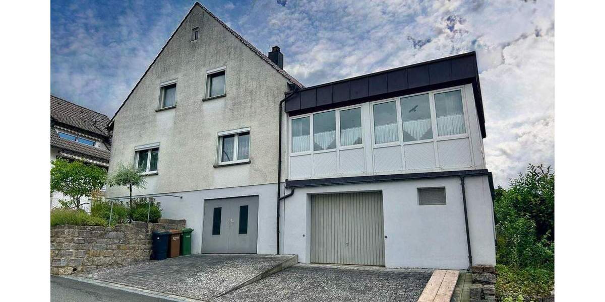 Einfamilienhaus Schlüsselfeld Aschbach - 9 Zimmer, 210 m&sup2;, 198.000&euro; | Angebot:25862875