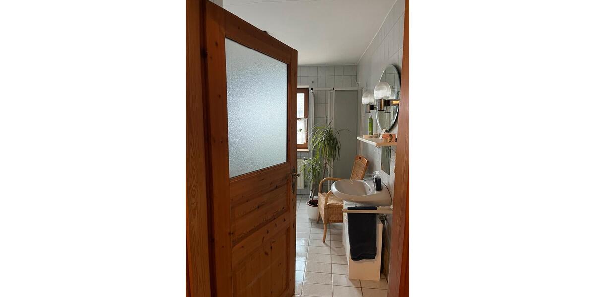 Einfamilienhaus Röttenbach - 8 Zimmer, 200 m&sup2;, 639.000&euro; | Angebot:25829906