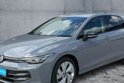 VW Golf 9.394 km 29.460 &euro; Bamberg 96052