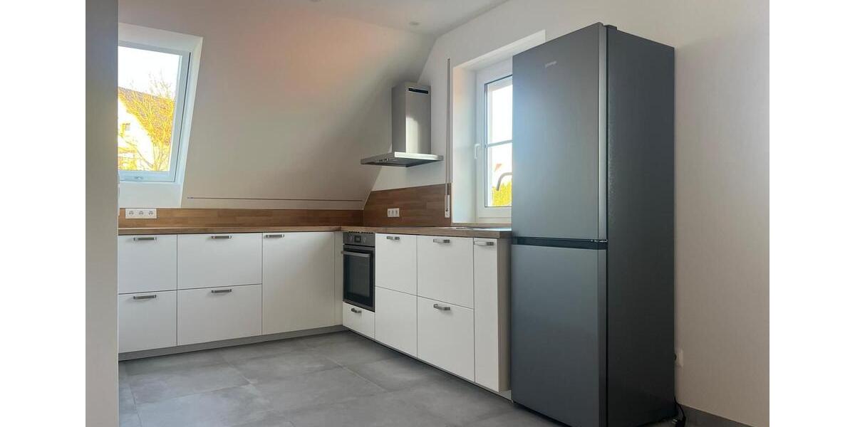 Dachgeschoßwohnung Rentweinsdorf - 2 Zimmer, 50 m&sup2;, 570&euro; | Angebot:25839201