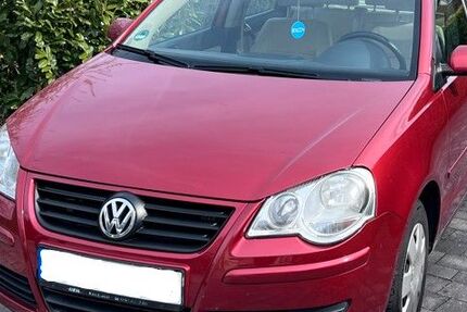 VW Polo 84.000 km 3.795 &euro; Pödeldorf 96123