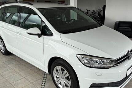 VW Touran 196.000 km 10.490 &euro; Eggolsheim 91330