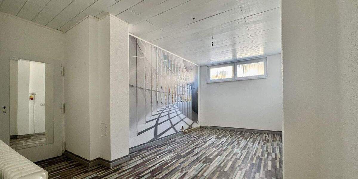 Gewerbeobjekt Forchheim - 3 Zimmer, 298.000&euro; | Angebot:25668889