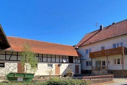 Haus Zapfendorf Oberoberndorf - 8 Zimmer, 195 m&sup2;, 299.000&euro; | Angebot:25661818