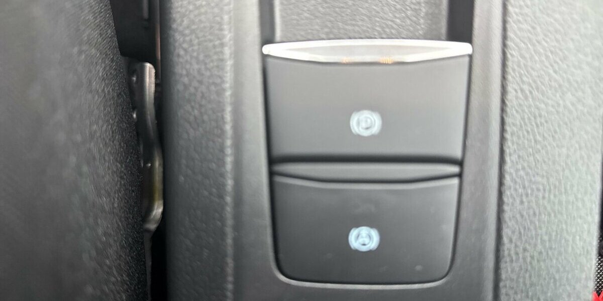 Ford Focus Turnier ST-Line X *AHK//Head-up/Navi/SHZG/PD 10.269 km 22.490 &euro; Bamberg 96052