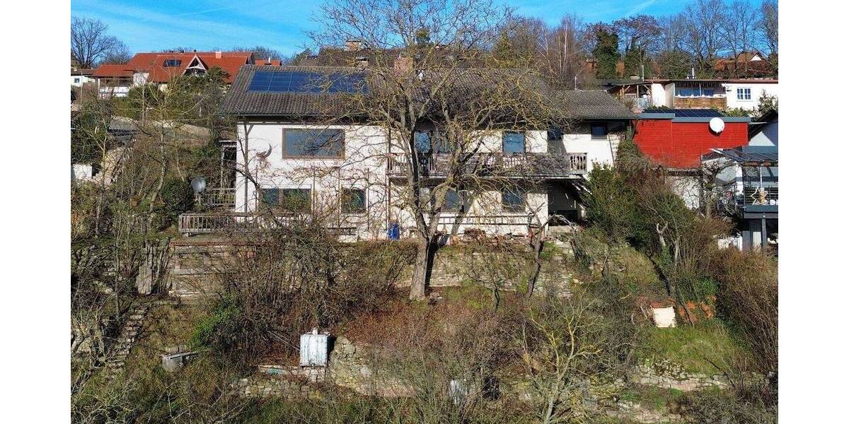 Einfamilienhaus Ebelsbach - 8 Zimmer, 225 m&sup2;, 329.000&euro; | Angebot:25686731