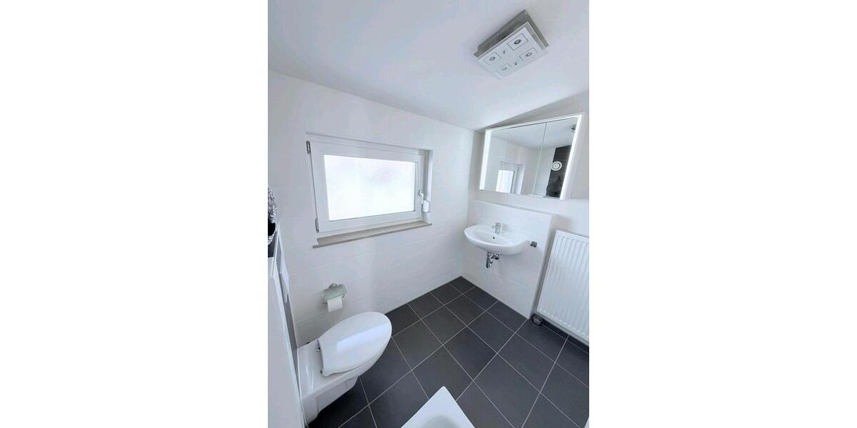 Etagenwohnung Adelsdorf - 4 Zimmer, 137 m&sup2;, 545.000&euro; | Angebot:27016214