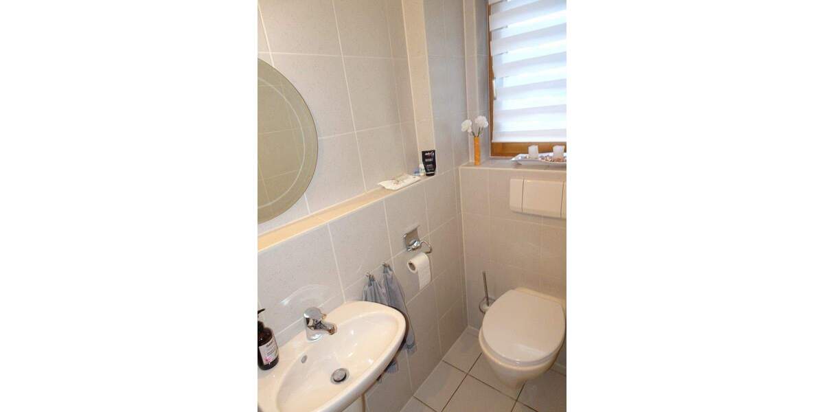 Doppelhaushälfte Heroldsbach Thurn - 4 Zimmer, 117 m&sup2;, 465.000&euro; | Angebot:25746860