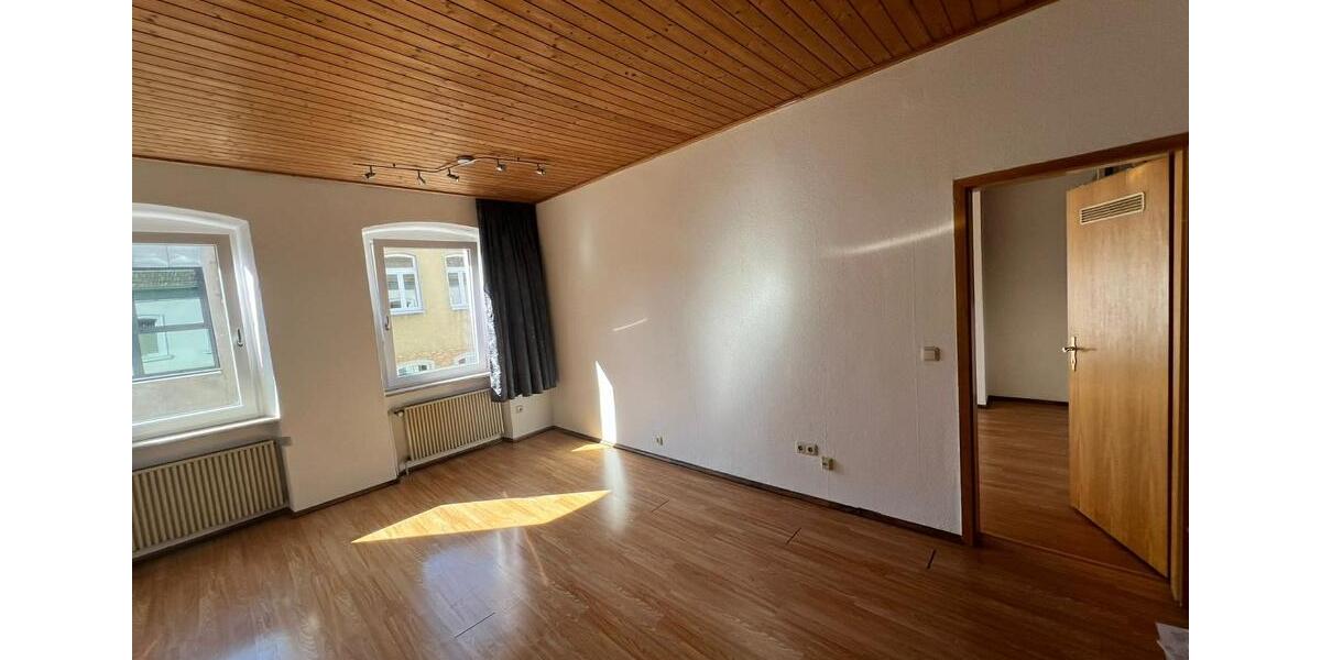 Etagenwohnung Bamberg Gereuth - 2 Zimmer, 80 m&sup2;, 990&euro; | Angebot:25928559