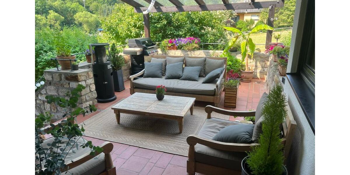 Einfamilienhaus Oberaurach - 8 Zimmer, 400 m&sup2;, 790.000&euro; | Angebot:25922331