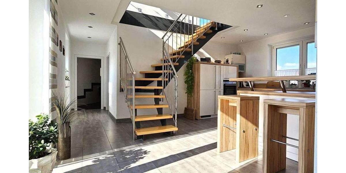 Mehrfamilienhaus, Wohnhaus Hirschaid Sassanfahrt - 9 Zimmer, 270 m&sup2;, 749.000&euro; | Angebot:25780721