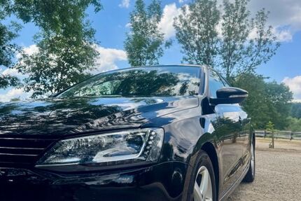 VW Jetta 90.000 km 10.000 &euro; Baunach 96148