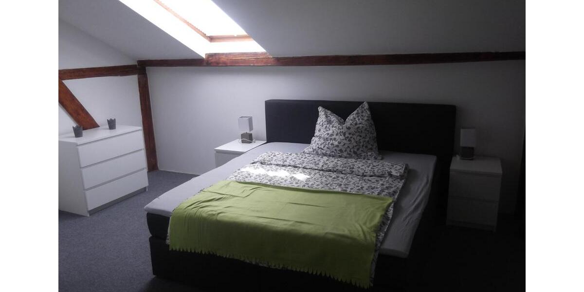 Dachgeschoßwohnung Ebensfeld - 3 Zimmer, 64 m&sup2;, 999&euro; | Angebot:25431632
