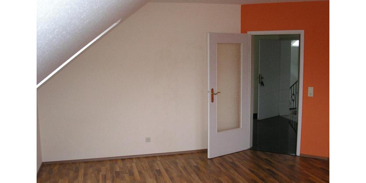 Dachgeschoßwohnung Bad Staffelstein - 2 Zimmer, 60 m&sup2;, 550&euro; | Angebot:26032284