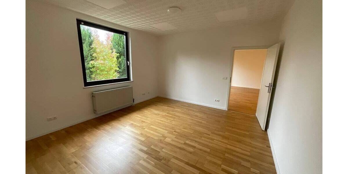 Mehrfamilienhaus, Wohnhaus Burgebrach - 9 Zimmer, 759 m&sup2;, 385.000&euro; | Angebot:26155334