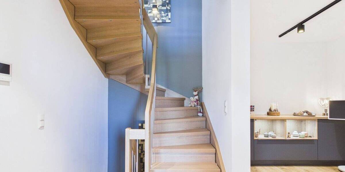 Doppelhaushälfte Eltmann - 5 Zimmer, 179 m&sup2;, 845.000&euro; | Angebot:26572455