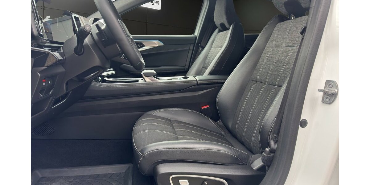 Renault Austral Mild Hyb.160 Techno *Automatik/SHZG/Navi/L 31.740 km 25.980 &euro; Bamberg 96052