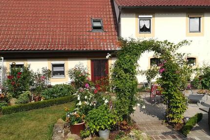 Haus Gerach - 2 Zimmer, 110 m&sup2;, 319.000&euro; | Angebot:25945963